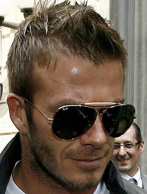 David Beckham w RayBan 3138 - Shooter